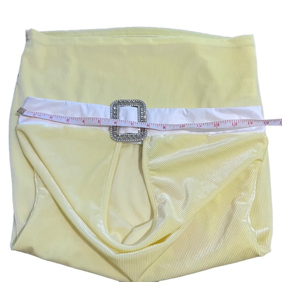 Yellow Velvet & Vinyl White Buckle Cut Out Cowl Bodycon Strapless Mini Dress - Picture 8 of 11